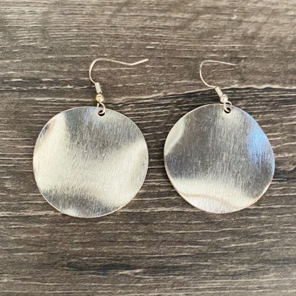 The Sak Wavy Disc Metal Drop Earrings - Picture 1 of 9
